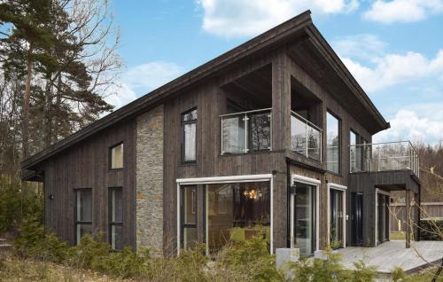 Stunning Home In Sandefjord — 4-Star Luxury Hotel in Sandefjord, Norway