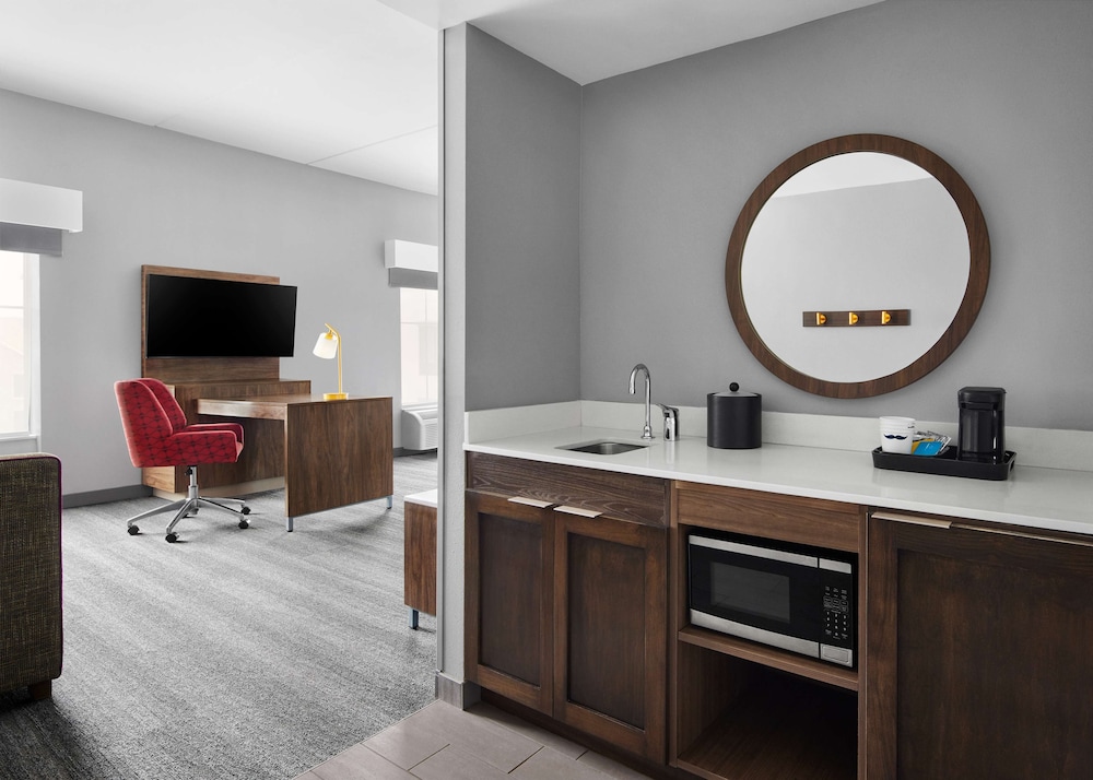Hampton Inn & Suites Charlotte Steele Creek - photo 16