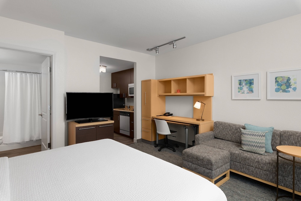 TownePlace Suites by Marriott Denver Airport at Gateway Park - photo 7