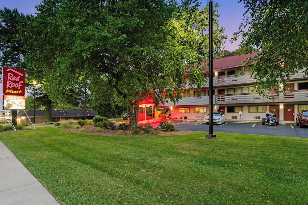Red Roof Inn PLUS Washington DC Alexandria - photo 31