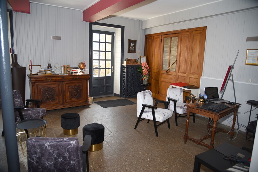 Hotel Le Baron — Cremieu — photo 2