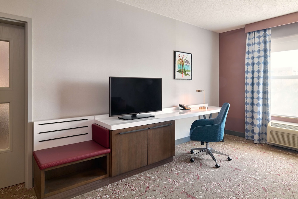 Hilton Garden Inn Bloomington - photo 13