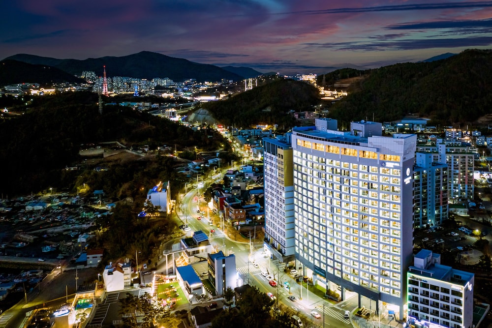 Ocean Hill Hotel Yeosu in Yeosu, South Korea