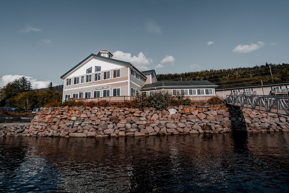 The Ketch Inn and Marina - featured photo