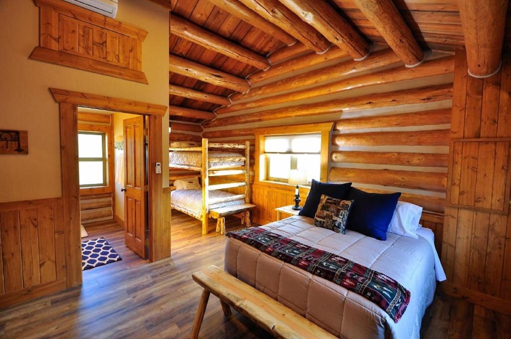 Glacier Homestead - photo 4