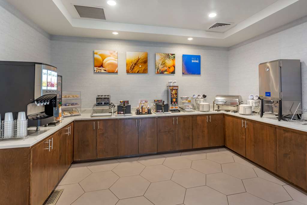 Comfort Inn & Suites Salt Lake City Airport - photo 81