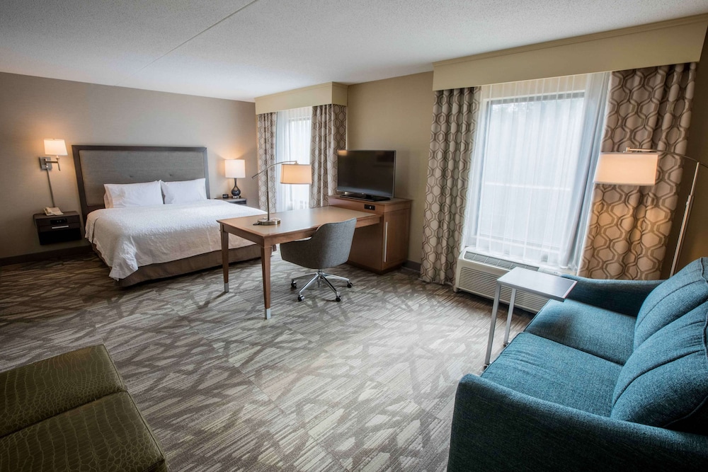 Hampton Inn & Suites Tilton - photo 16