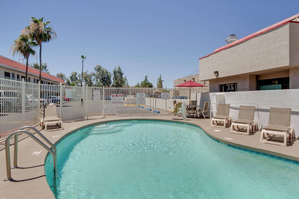 Motel 6 Tempe AZ Broadway ASU - photo 15