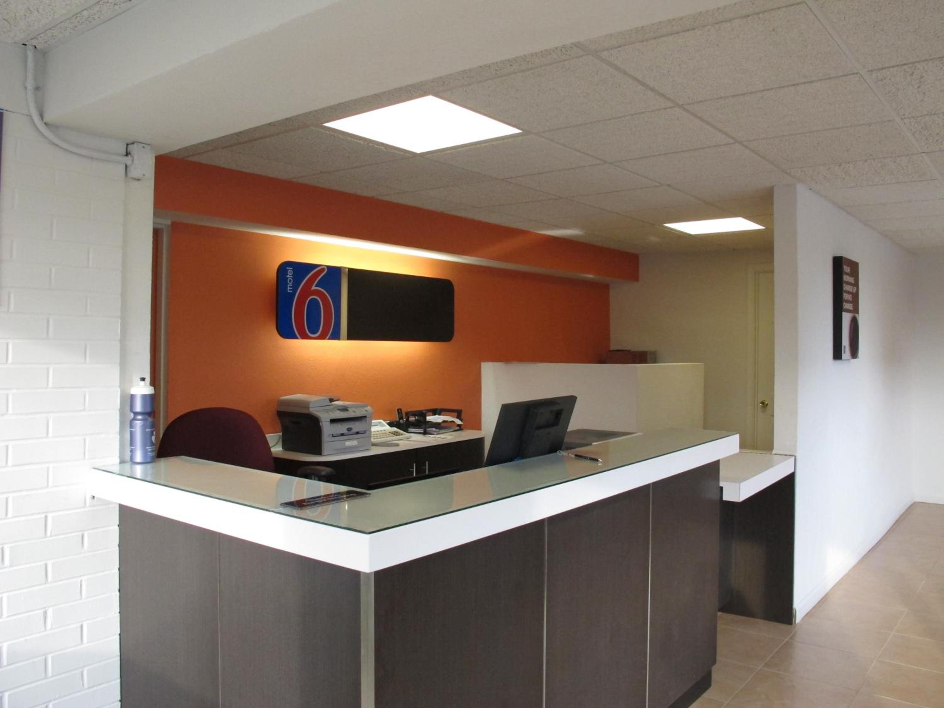 Motel 6 Baltimore MD - photo 24