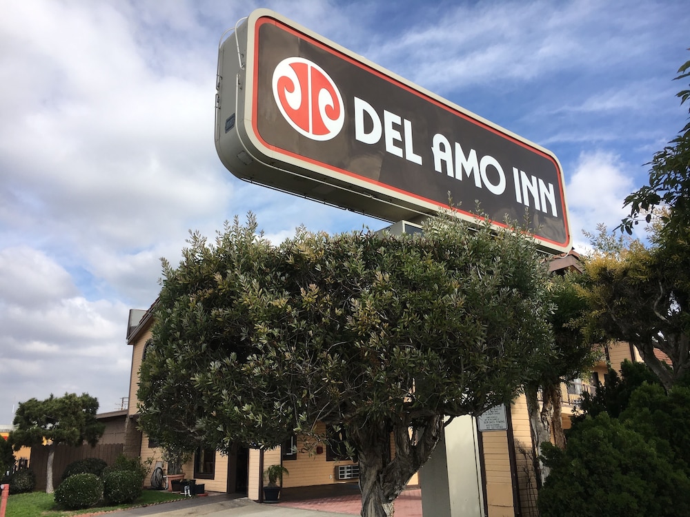 Del Amo Inn - photo 38