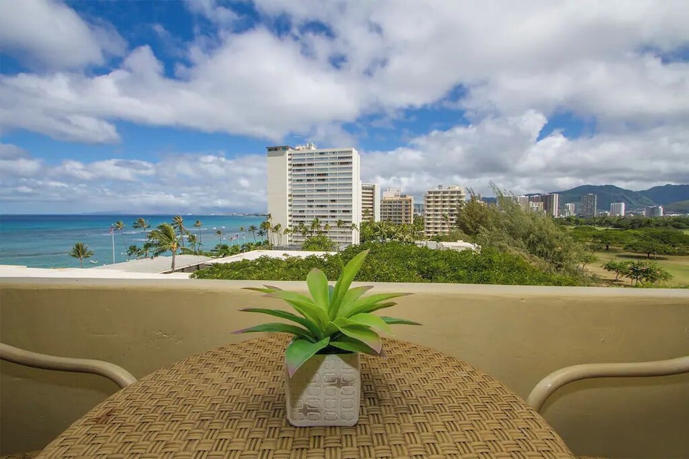 Diamond Head Beach Hotel - photo 51