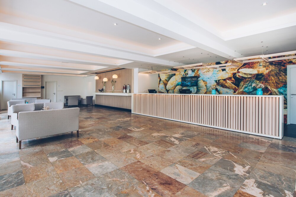 Iberostar Waves Herceg Novi All Inclusive — Igalo — photo 3