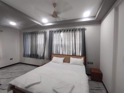 Hotel Pooja Inn Pandharpur — Pandharpur — photo 3