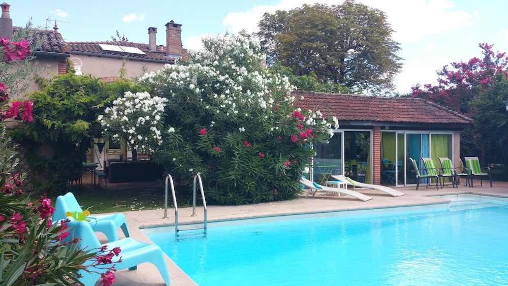 La Villa des Violettes — 4-Star Luxury Hotel in Toulouse, France