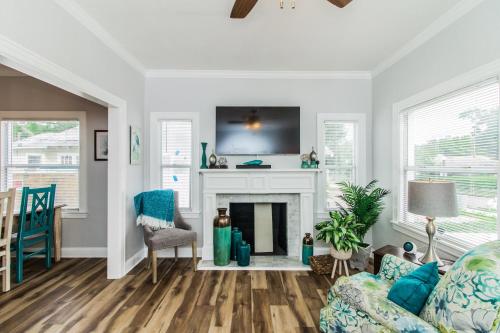 The Cumberland Cottage Near Florida Southern College — 4-Star Luxury Hotel in Lakeland, United States