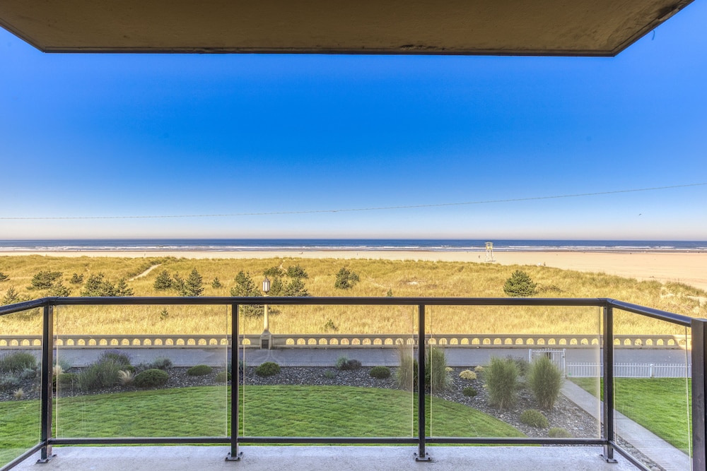 Sand & Sea Resort Condominiums - photo 992