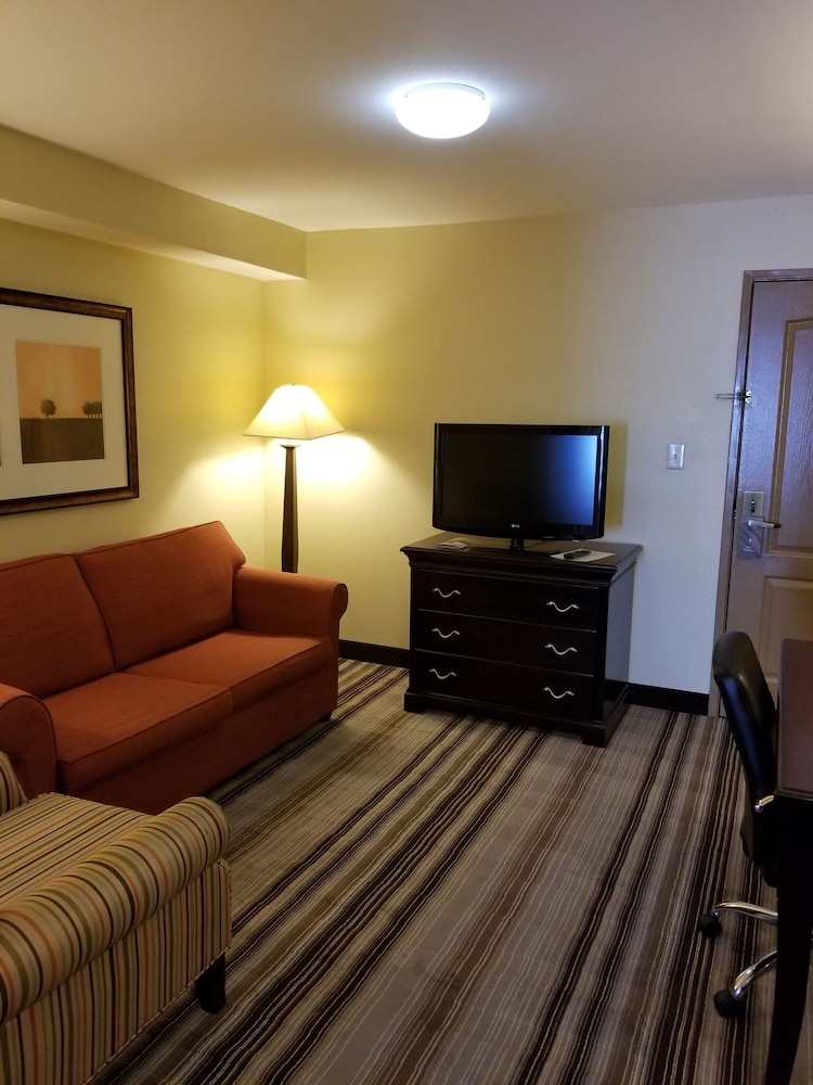 Country Inn & Suites by Radisson Lexington VA - photo 15