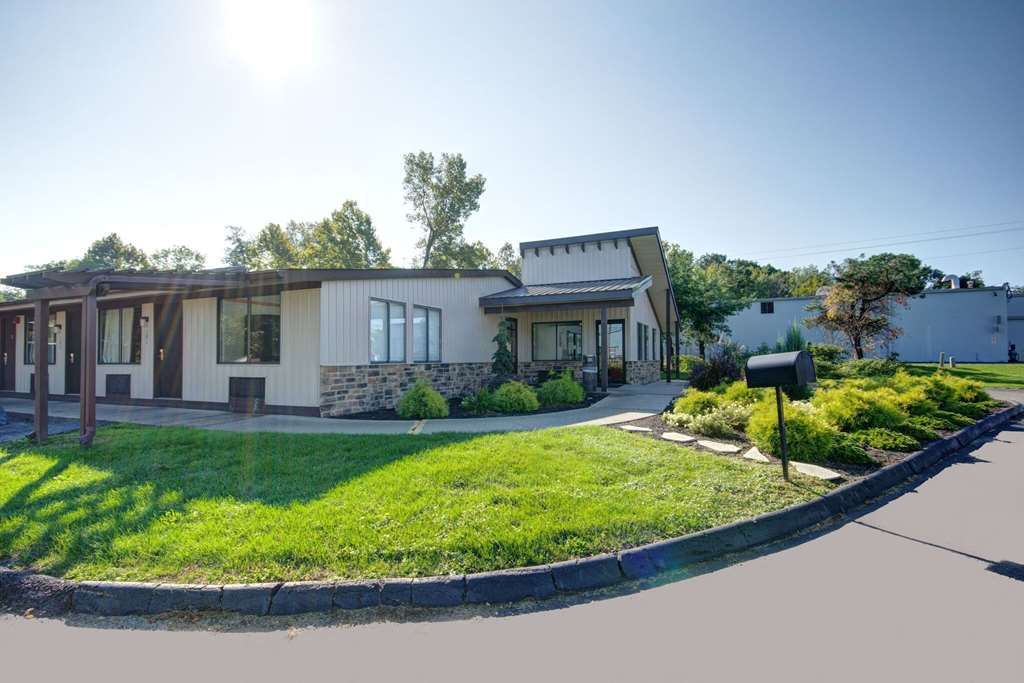 Americas Best Value Inn Heath Newark - photo 4