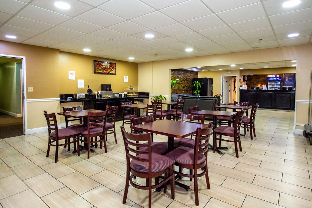 Rodeway Inn Central Colorado Springs - photo 42