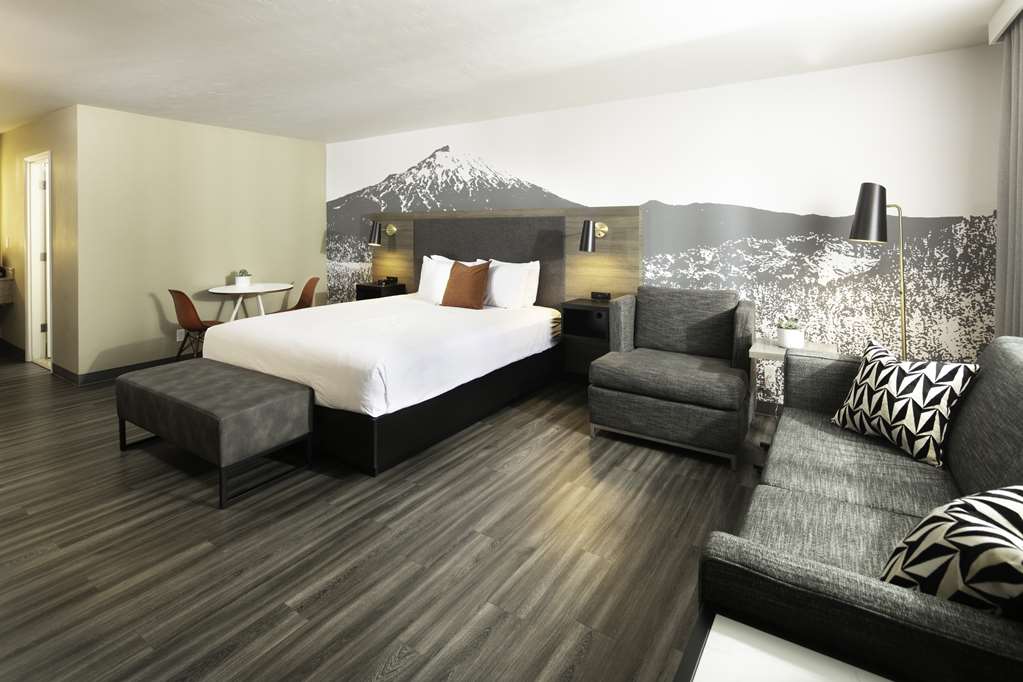 Waypoint Hotel - photo 22