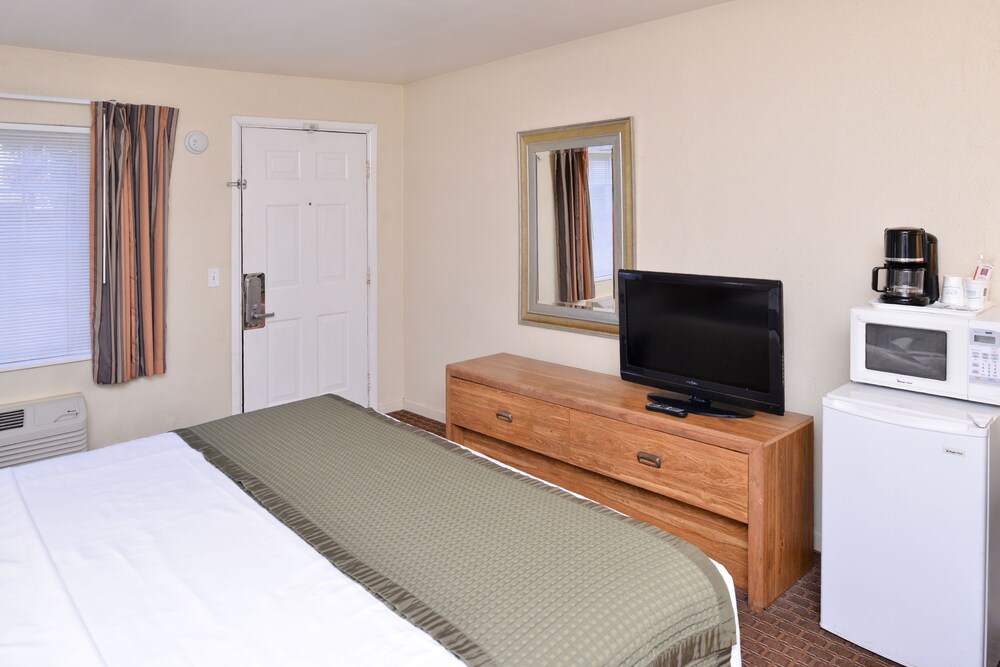 Travelodge by Wyndham Eugene Downtown University of Oregon - photo 19