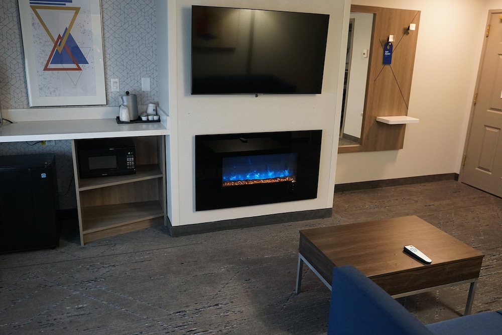 Holiday Inn Express & Suites Salt Lake City N Bountiful - photo 19