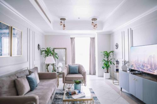 Sea & Palm View Elegant 1 Bedroom Apartment — 4-Star Luxury Hotel in Dubai, United Arab Emirates