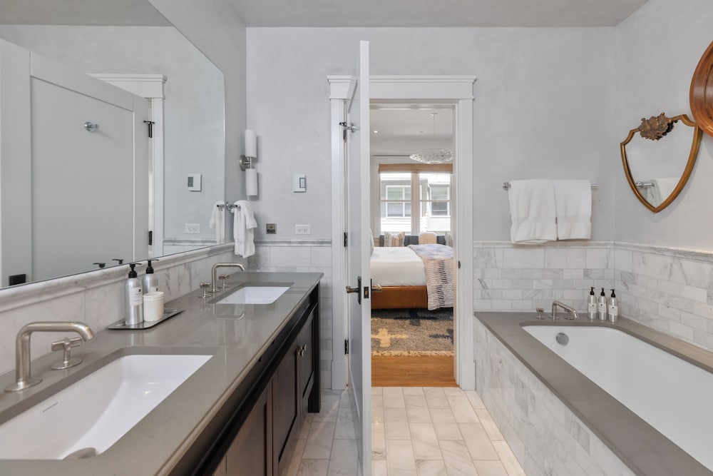 Element 52 Auberge Collection - photo 359