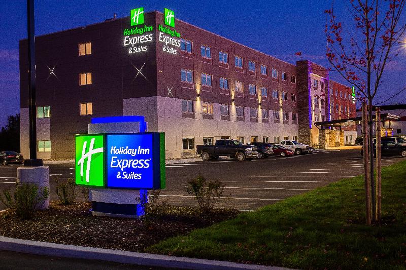 Holiday Inn Express & Suites Halifax Dartmouth in Dartmouth, Canada