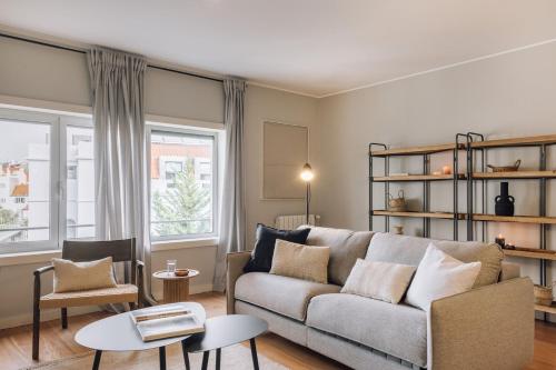 Flores 1 bedroom and parking in Estrela — 4-Star Luxury Hotel in Lisbon, Portugal