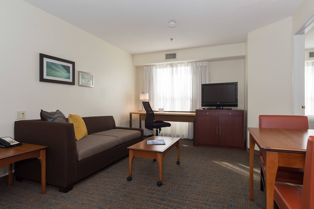 Residence Inn by Marriott Charlotte Lake Norman - photo 18