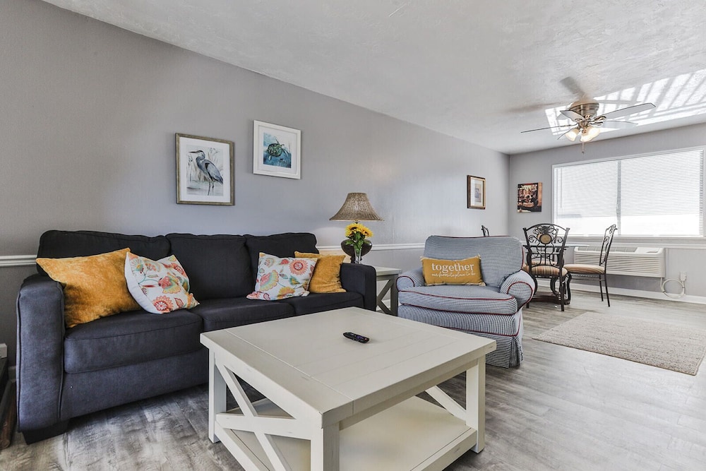 Coastal Waters Inn - photo 109