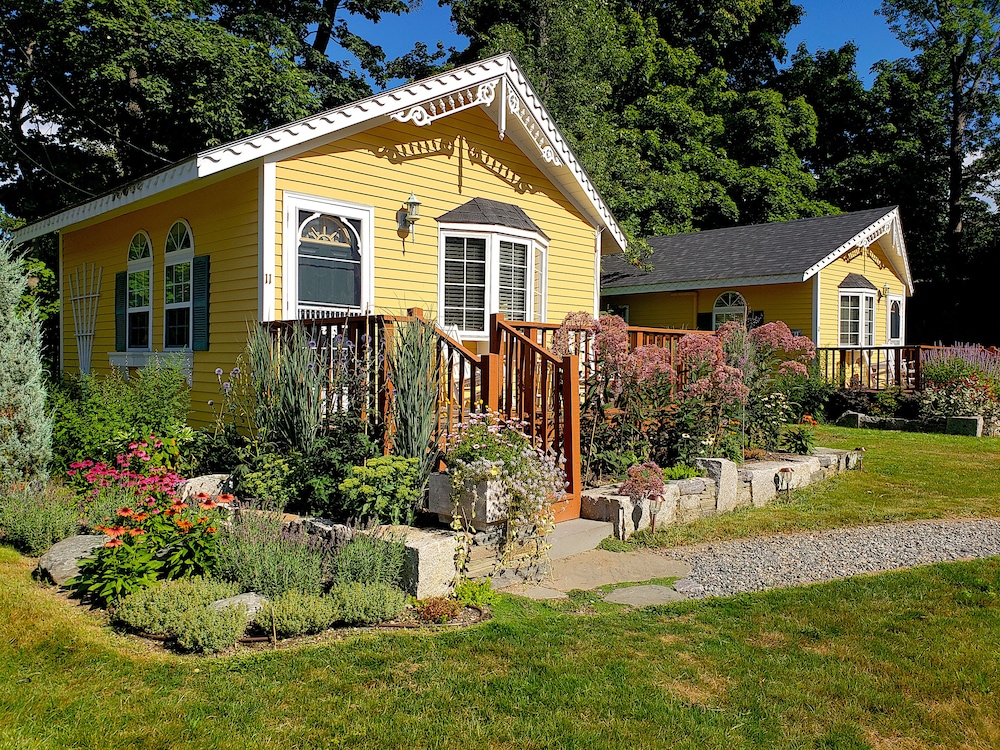Sand Bar Cottage Inn - photo 23