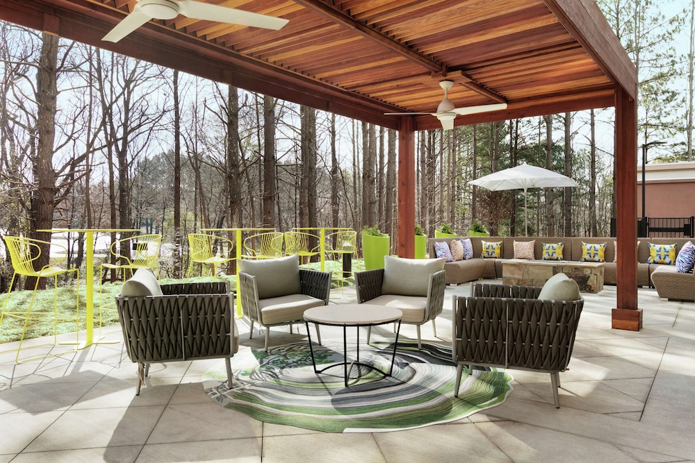 Hampton Inn & Suites Johns Creek - photo 43