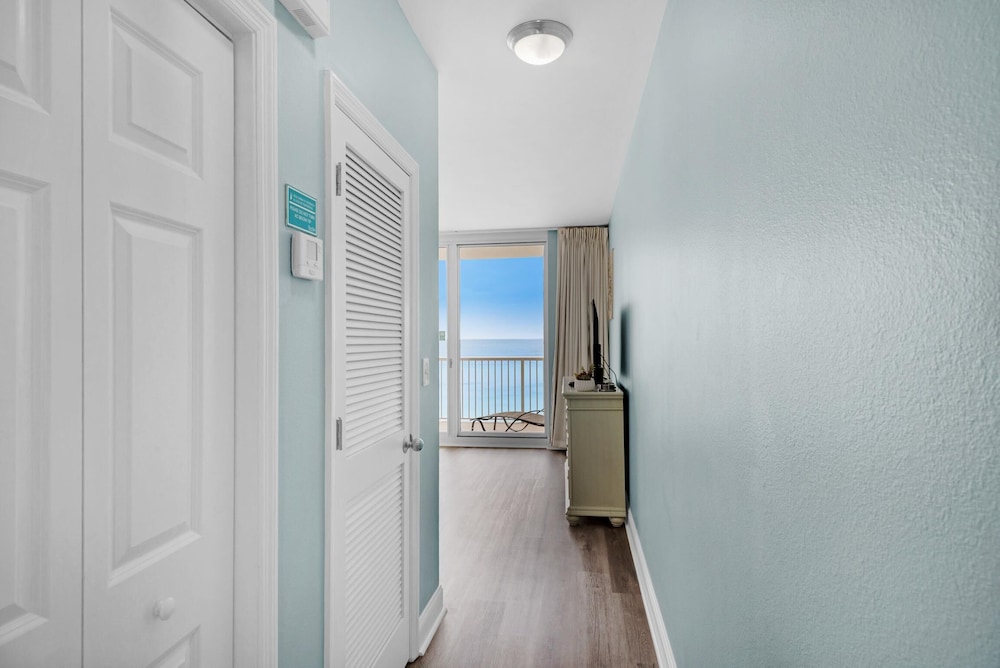 Majestic Beach Towers 1 609 - photo 26