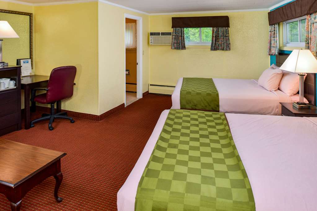 Rodeway Inn Orleans Cape Cod - photo 27