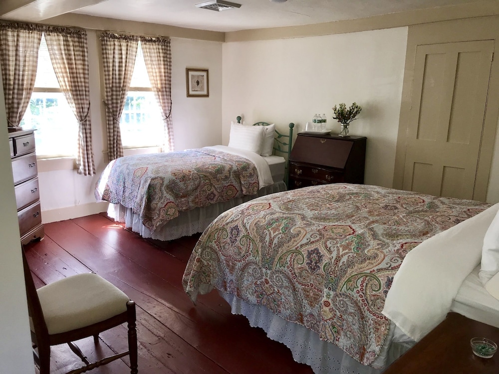 Spring Hill Inn - photo 19