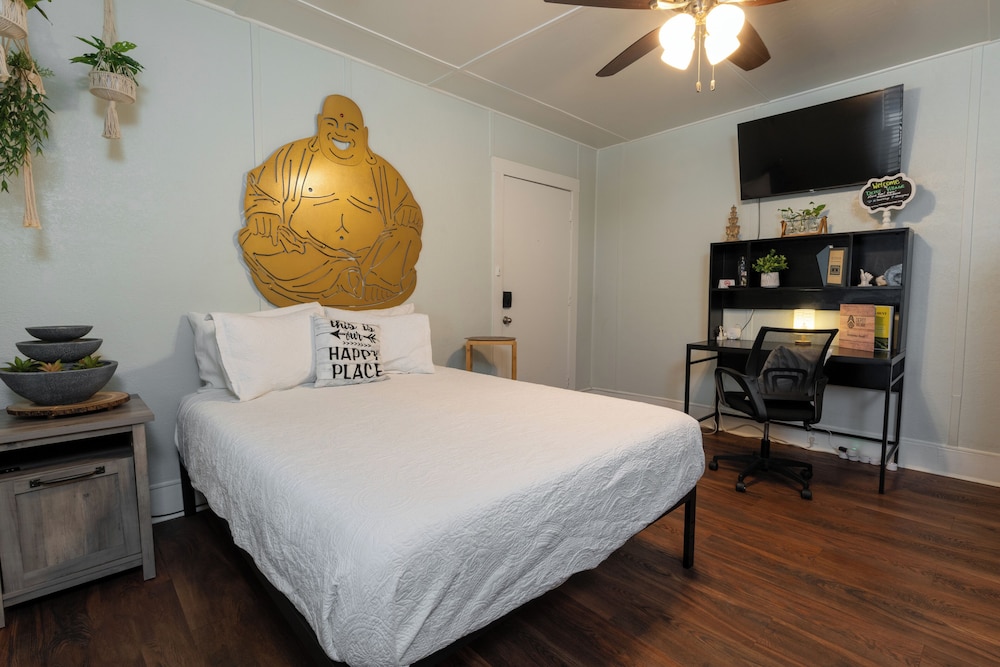 Depot Village - photo 10