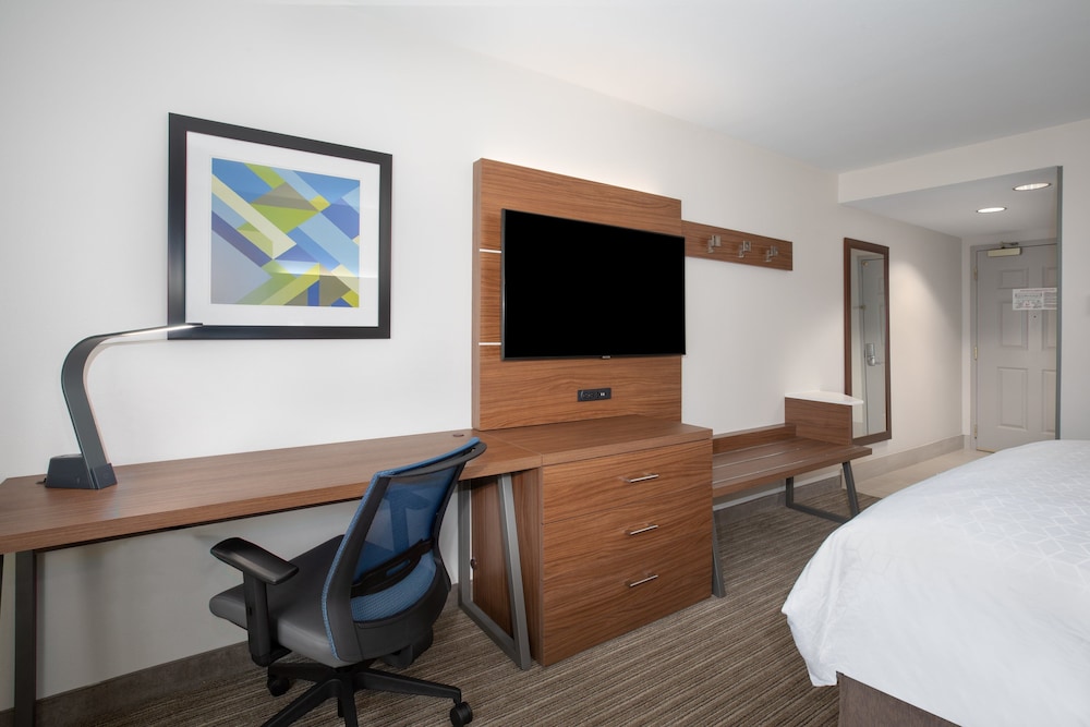 Holiday Inn Express Yreka Shasta Area by IHG - photo 9