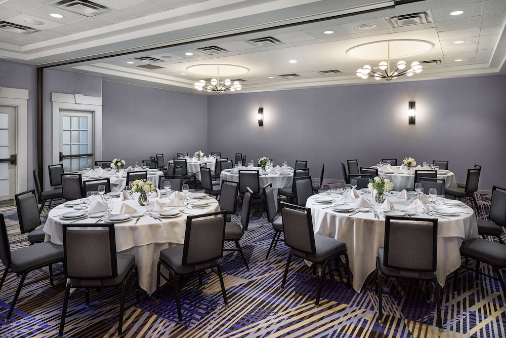 Hilton Kansas City Country Club Plaza - photo 48