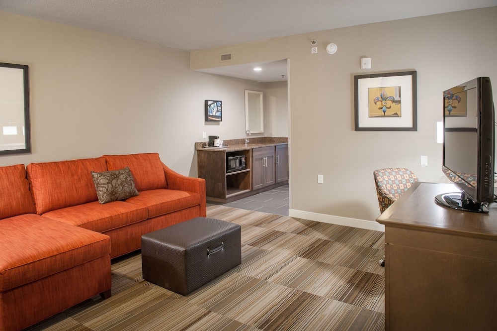 Hampton Inn and Suites New Orleans Convention Center - photo 44