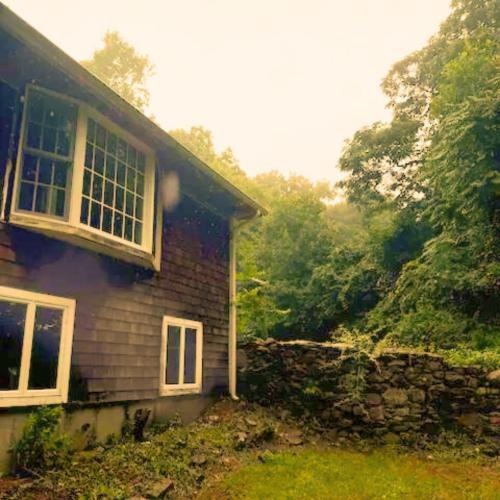 Quiet Cozy Stay Spacious Home Near Beach & Shops — Hamden — photo 3