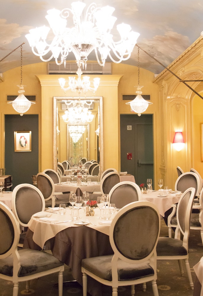 Hotel Plaza Athenee - photo 40