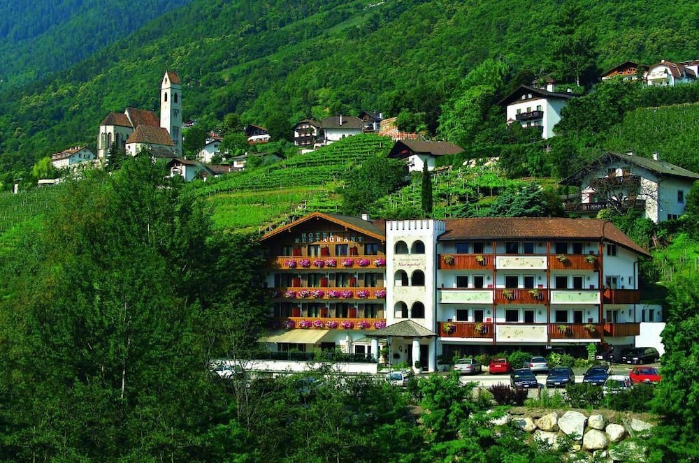 Piccolo Hotel Marlingerhof — hotel in Marlengo