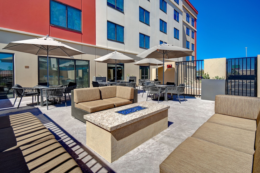 TownePlace Suites by Marriott Las Vegas Airport South - photo 44