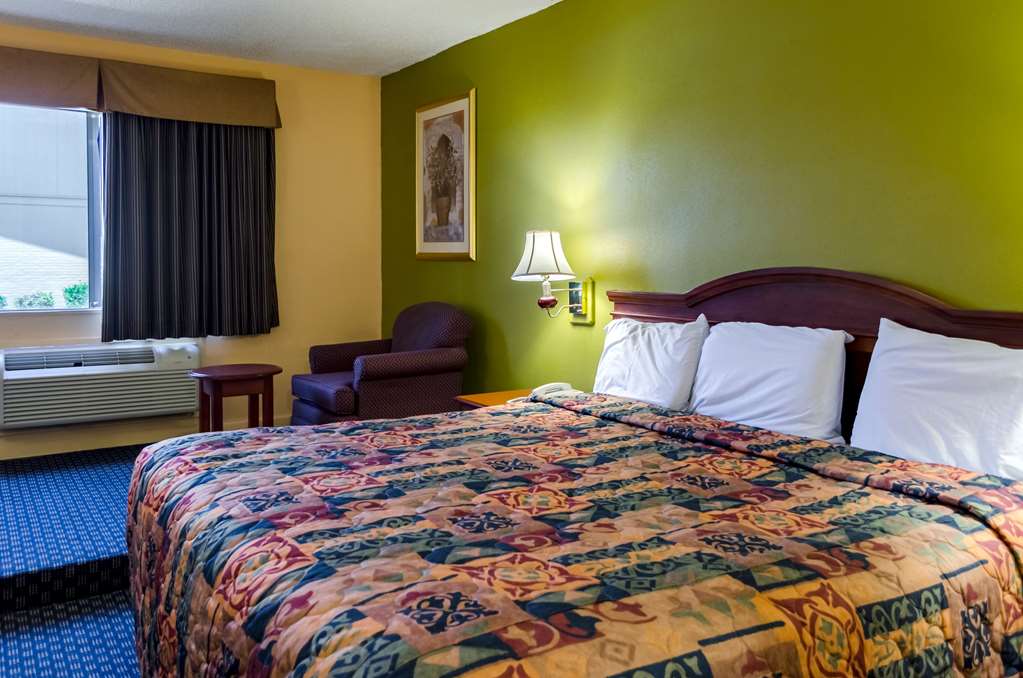 Rodeway Inn Vicksburg - photo 19