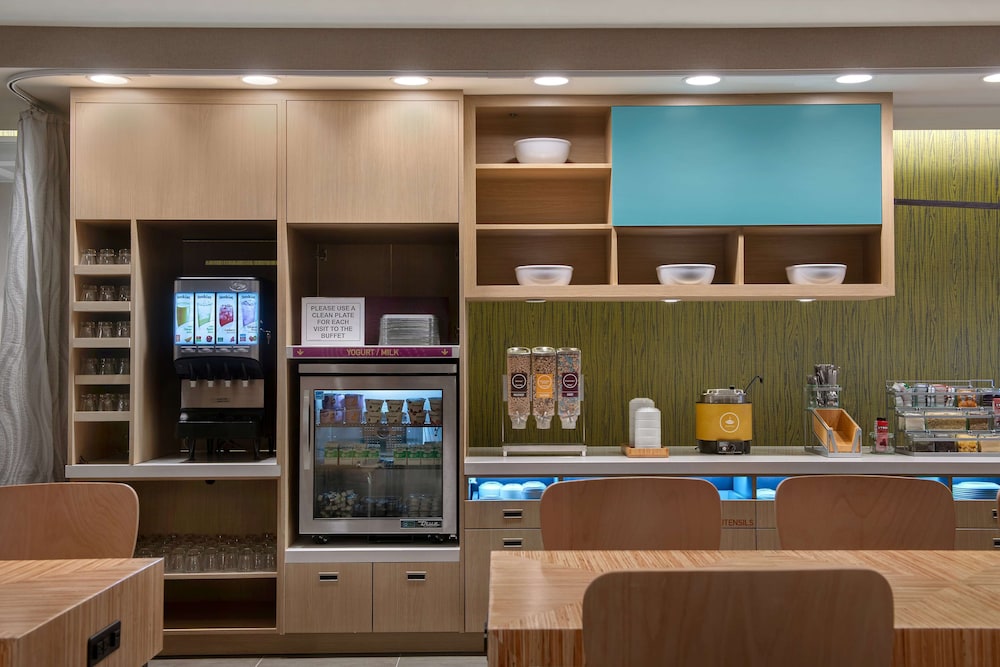 Home2 Suites by Hilton Fayetteville North - photo 27