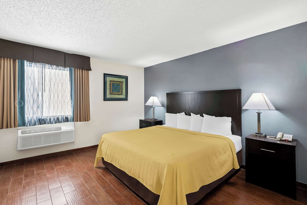 SureStay Plus Hotel by Best Western Lubbock Medical Center - photo 15