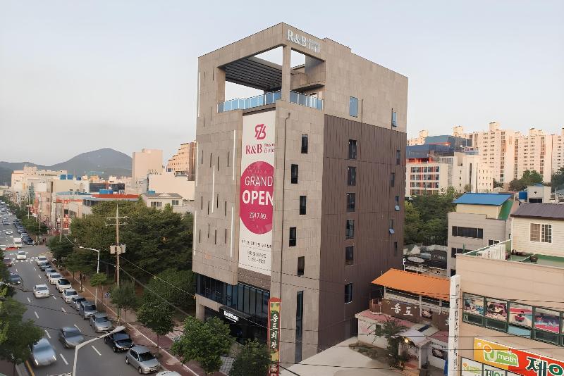 R&B Business Hotel in Yeosu, South Korea