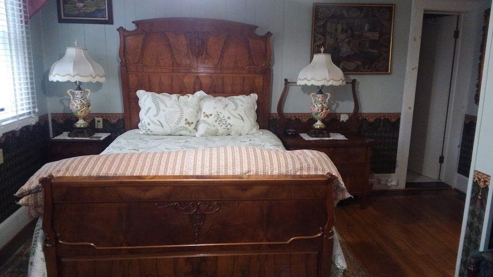 The Inn at Brevard - photo 11